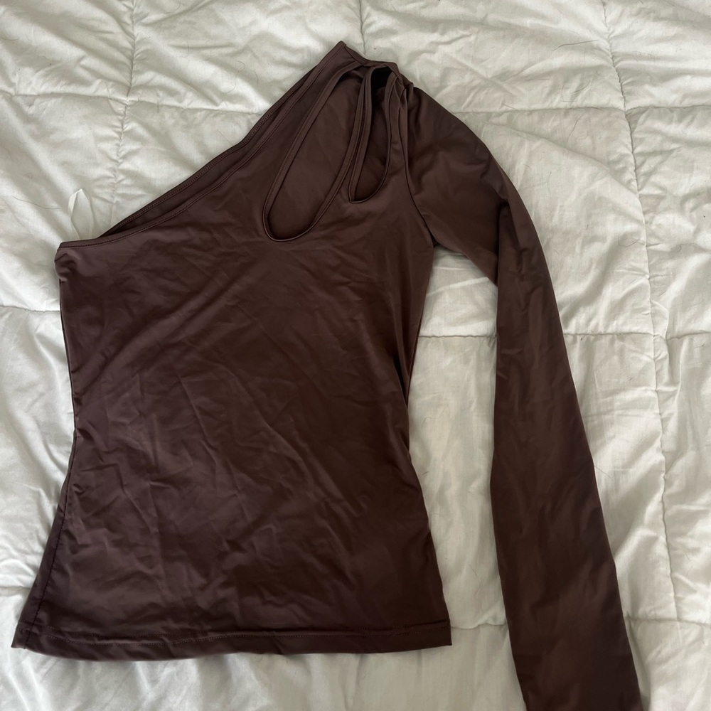 Mauve One-Shoulder Top